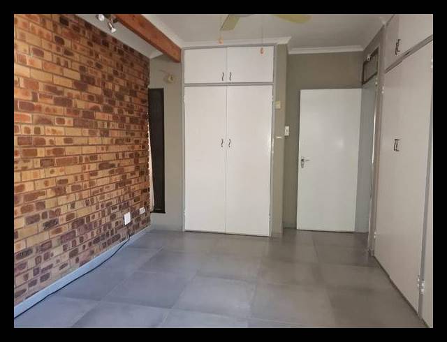 3 BEDROOM SIMPLEX FOR SALE IN MEER EN SEE